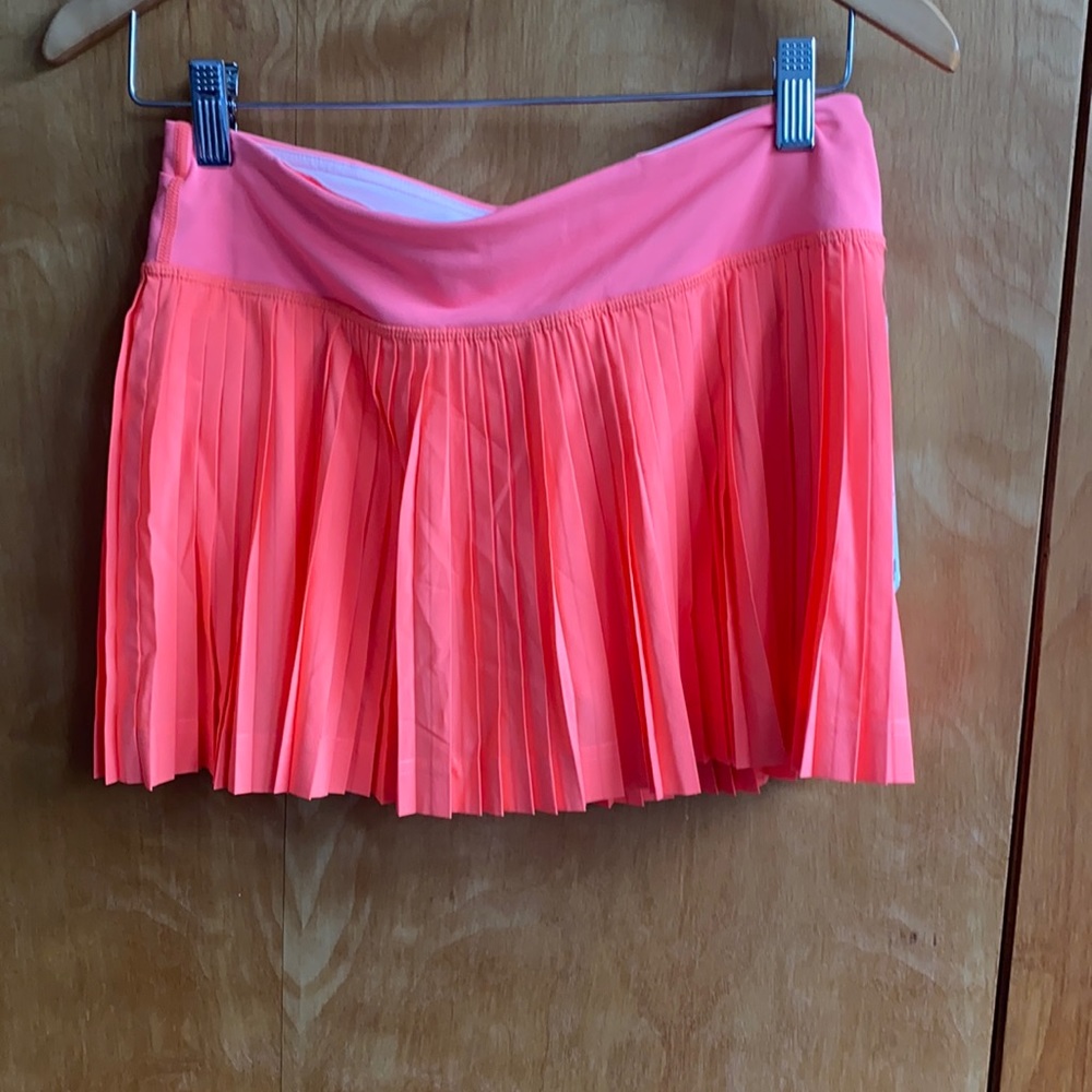 Women’s Lululemon skirt